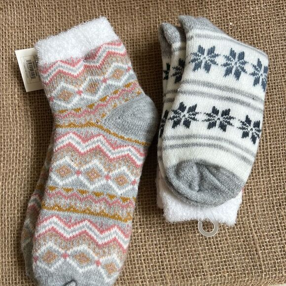 Two pairs of a new day comfy socks one ankle and one crew sizes 4-10 - Picture 5 of 8
